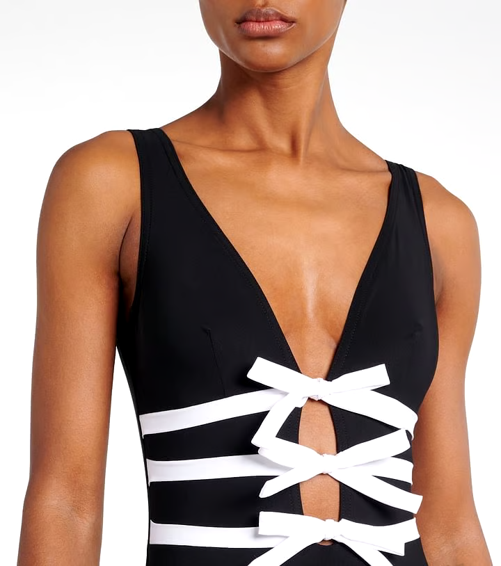 Black V Neck Sexy One Piece Swimsuit Set Black V Neck Sexy One Piece Swimsuit Set