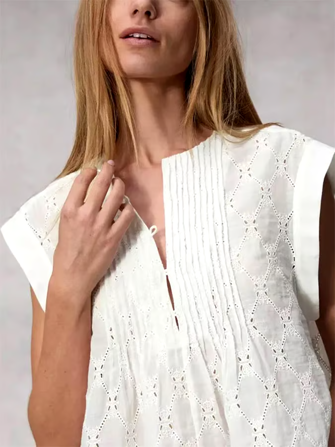 Women's Sleeveless Cotton&Linen Hollow Vest Women's Sleeveless Cotton&Linen Hollow Vest