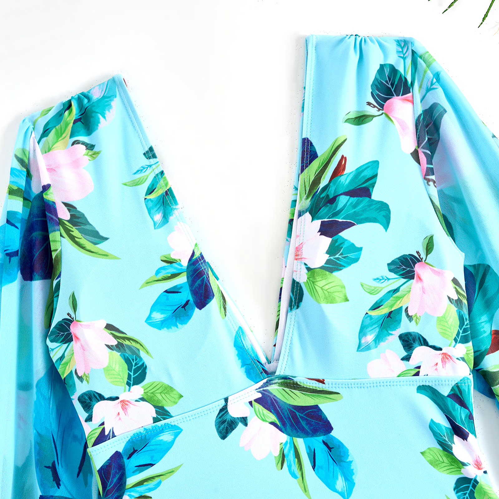 DBVACAY V Neck Floral Printed Long Sleeves Ruffled Wrap Skirt Swimsuit Set DBVACAY V Neck Floral Printed Long Sleeves Ruffled Wrap Skirt Swimsuit Set