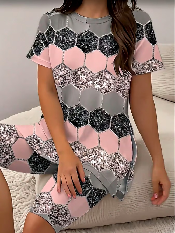 Women's Casual Round Neck Geometric Print Short Sleeve T-Shirt Shorts Set Women's Casual Round Neck Geometric Print Short Sleeve T-Shirt Shorts Set